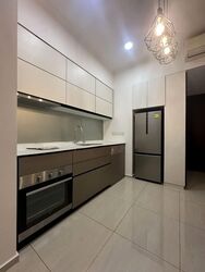 d'Nest (D18), Condominium #588811391